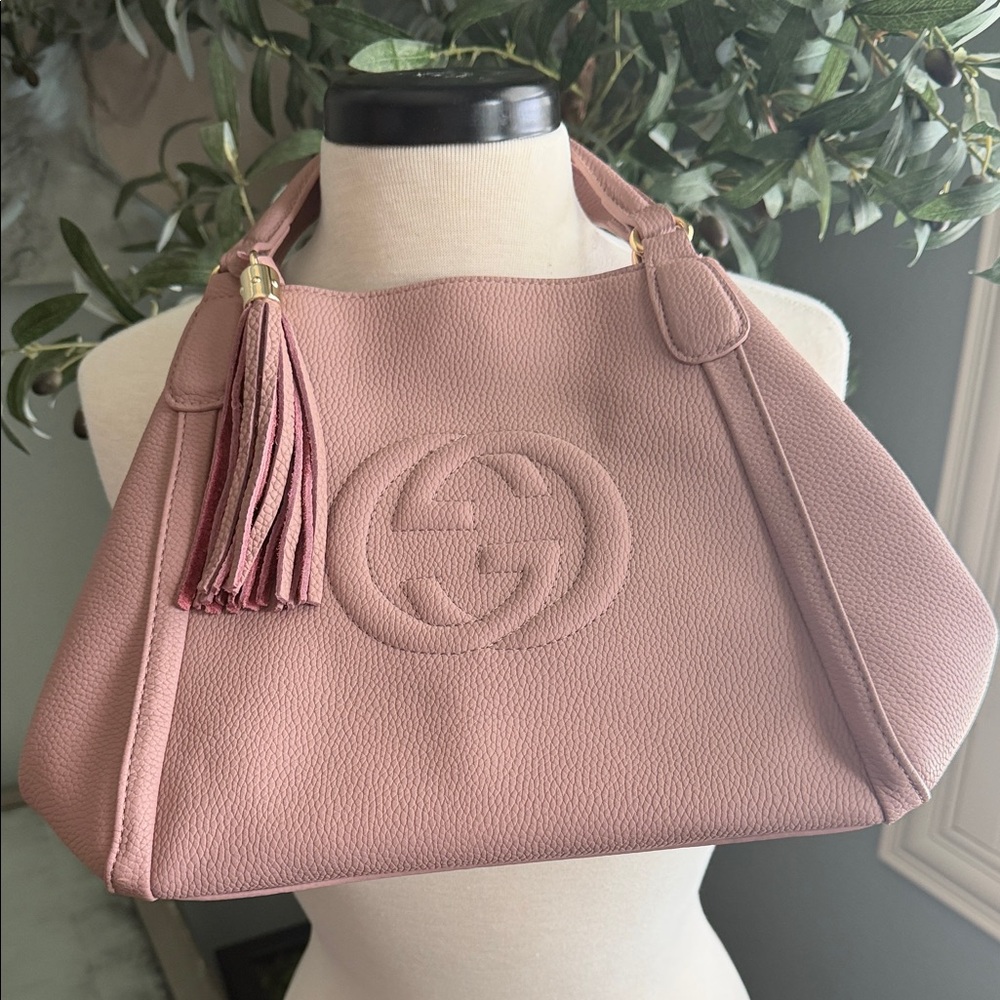 Gucci Dusty Rose Pebbled Leather Shoulder Bag with Tassel